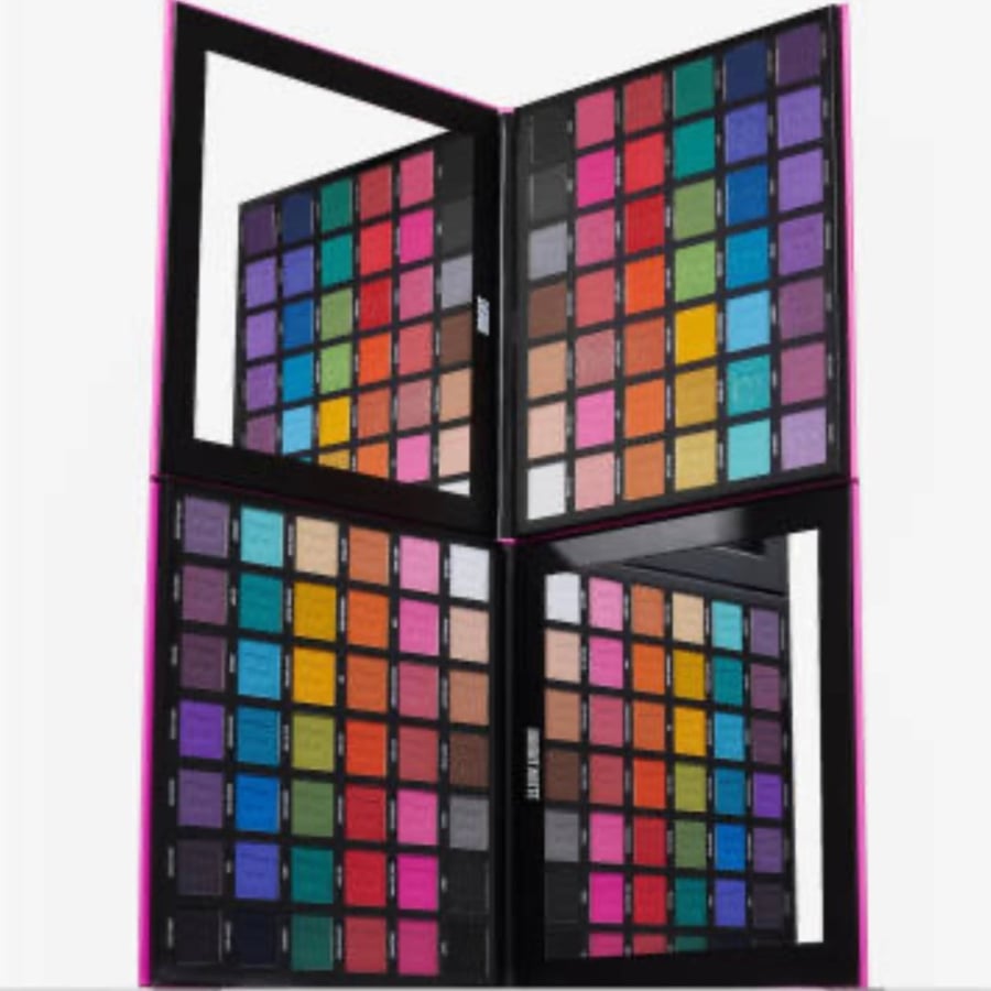 باليت برايت مات + برايت 42 لون من بيوتي باي | BeautyBay Bright Matte + Bright 42 eyeshadow palette
