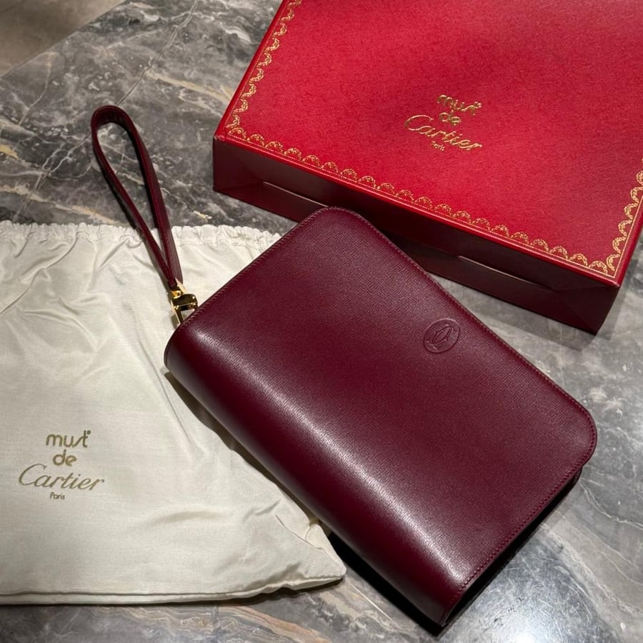 Cartier Pouch فنتج