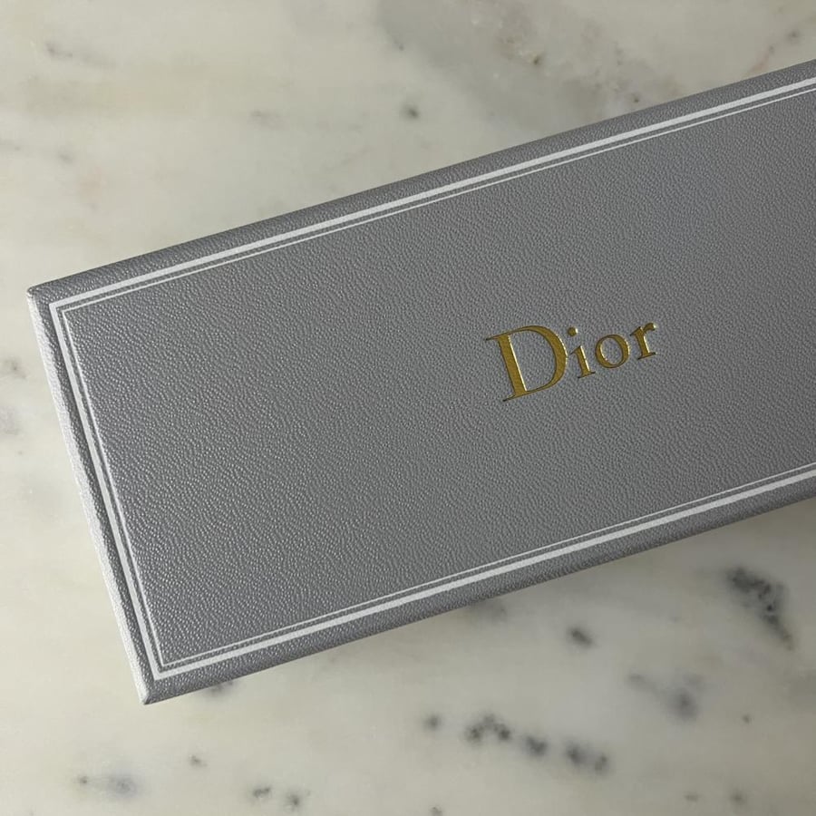 DIOR PEN بورقندي