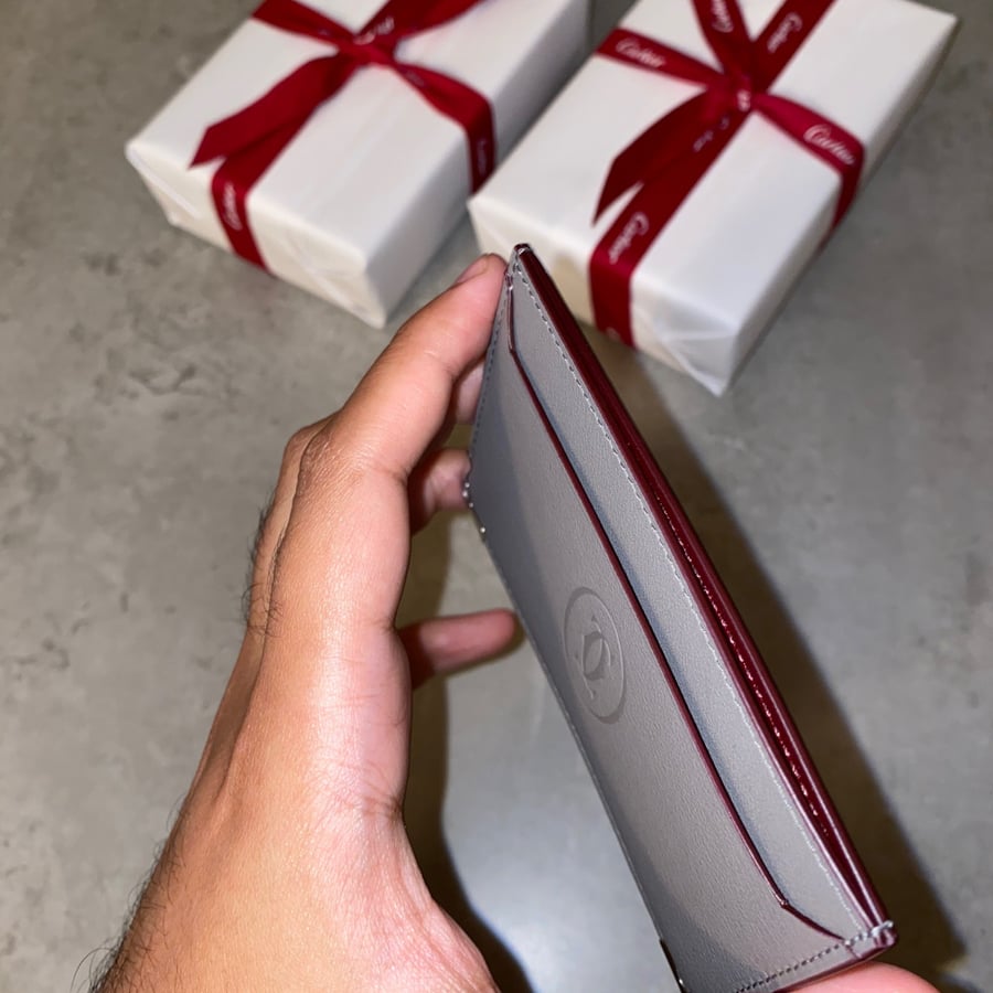 Cartier CardHolder رمادي