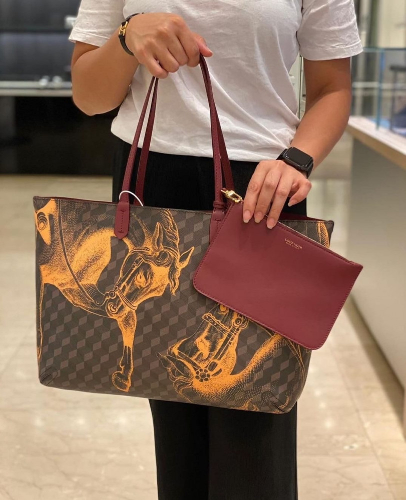 Loupnoir Shopping Bag