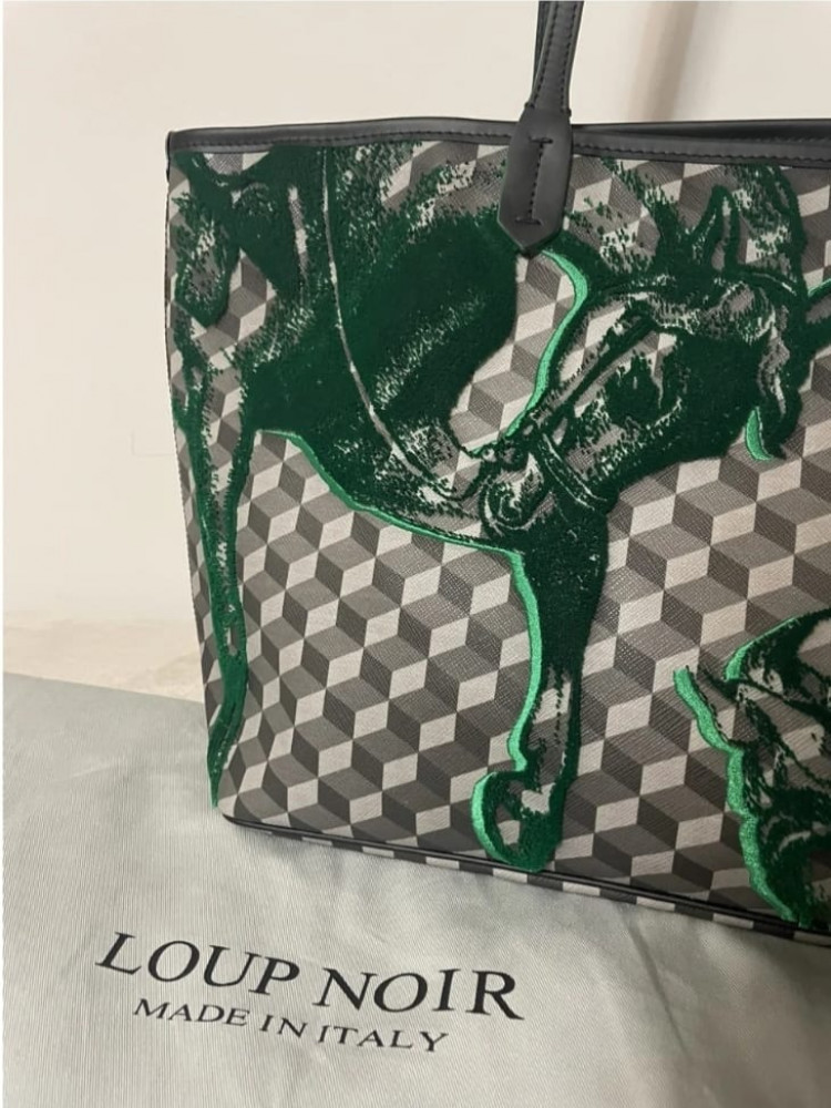 LoupNoir ليمتد ايديشن