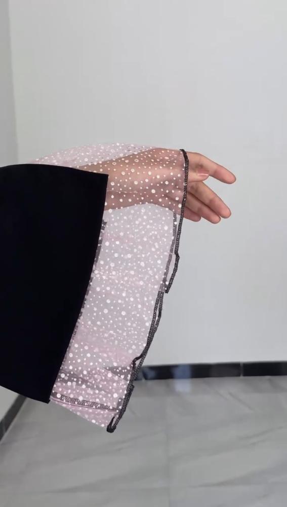 عباية روزيت سوداء (حرير دبي)