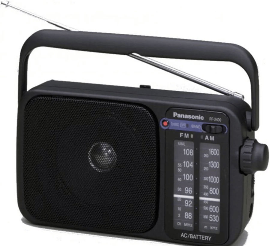 راديو اف ام انالوج محمول من باناسونيك RF-2400D، أسود