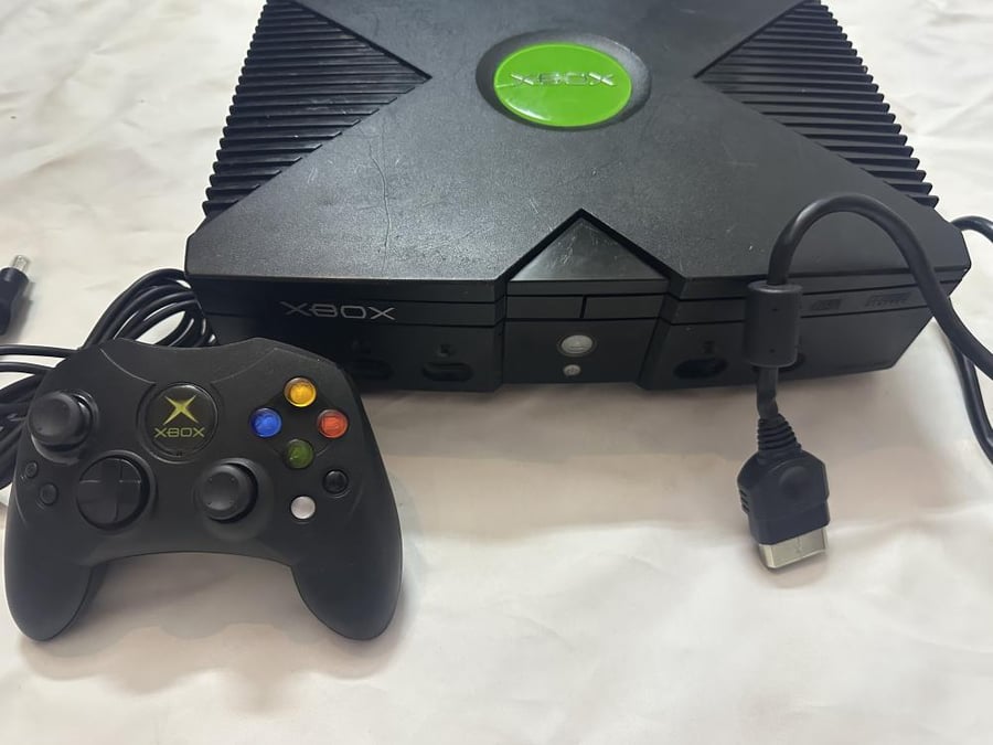 Xbox Original (مهكر) – بحالة جيدة