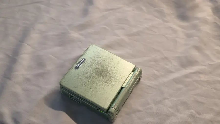 Game Boy Advance — أخضر  — موديل 101