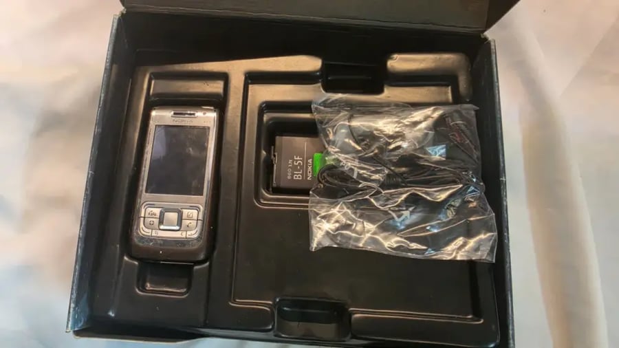 Nokia E65 — جديد ومخزن