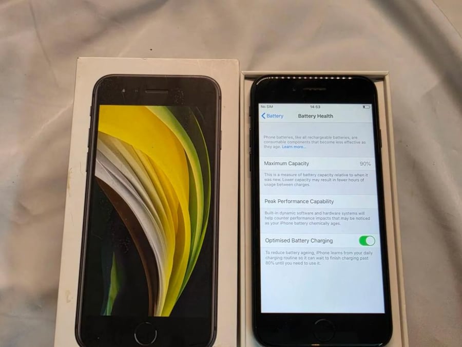 iPhone SE 2 — نسخة ديمو