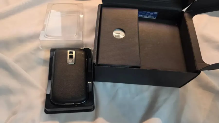 BlackBerry RBT71UW — جديد ومخزن بلاك بيري