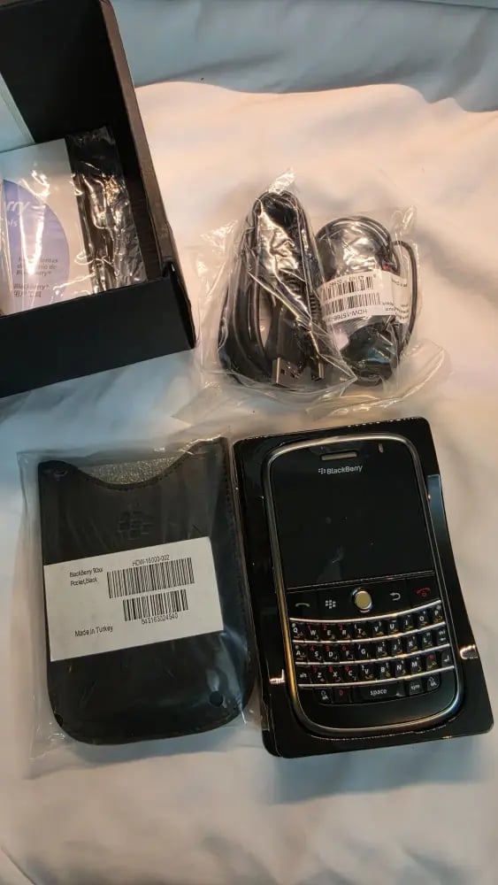 BlackBerry RBT71UW — جديد ومخزن بلاك بيري