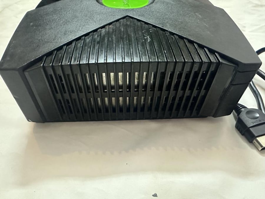 Xbox Original (مهكر) – بحالة جيدة