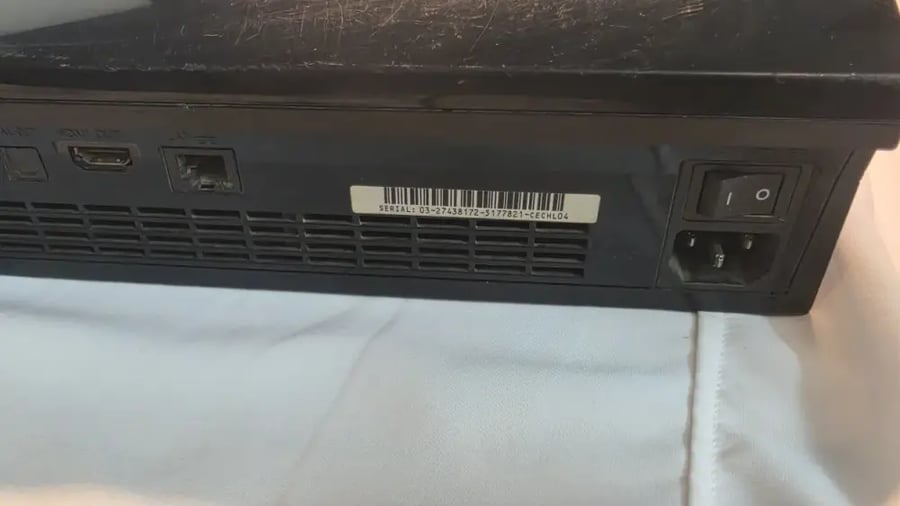 PlayStation 3 — HL04 أسود