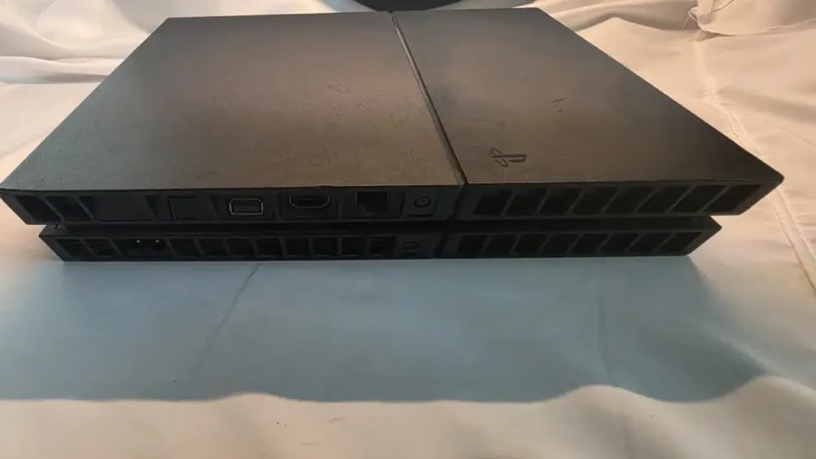 PlayStation 4 Fat