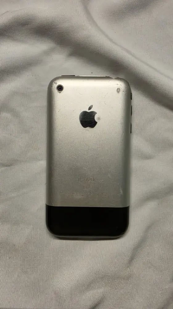 iPhone — الجيل الأول (iPhone 2G) — A1203