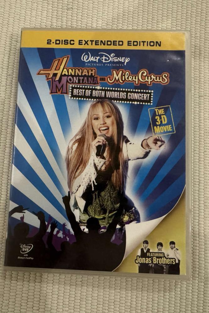 Disney Hannah Montana & Miley Cyrus Best Of Both Worlds Concert DVD – 2 Disc Extended Version