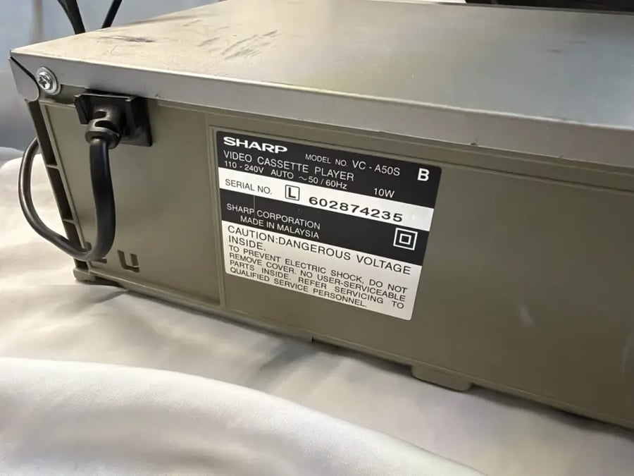 Sharp VC-A50 — مشغل VHS