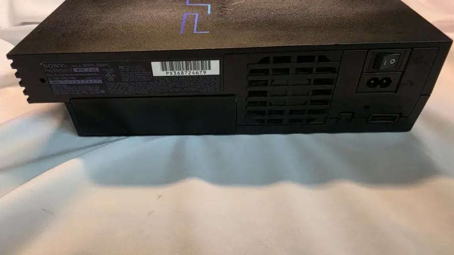 PlayStation 2 Fat أسود — يشغل أصلي ومنسوخ مفتوح الريجن
