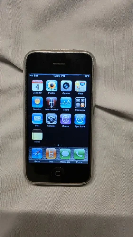 iPhone — الجيل الأول (iPhone 2G) — A1203