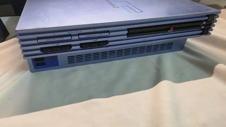 PlayStation 2 — Ocean Blue يشغل اصلي و منسوخ مفتوح الريجن