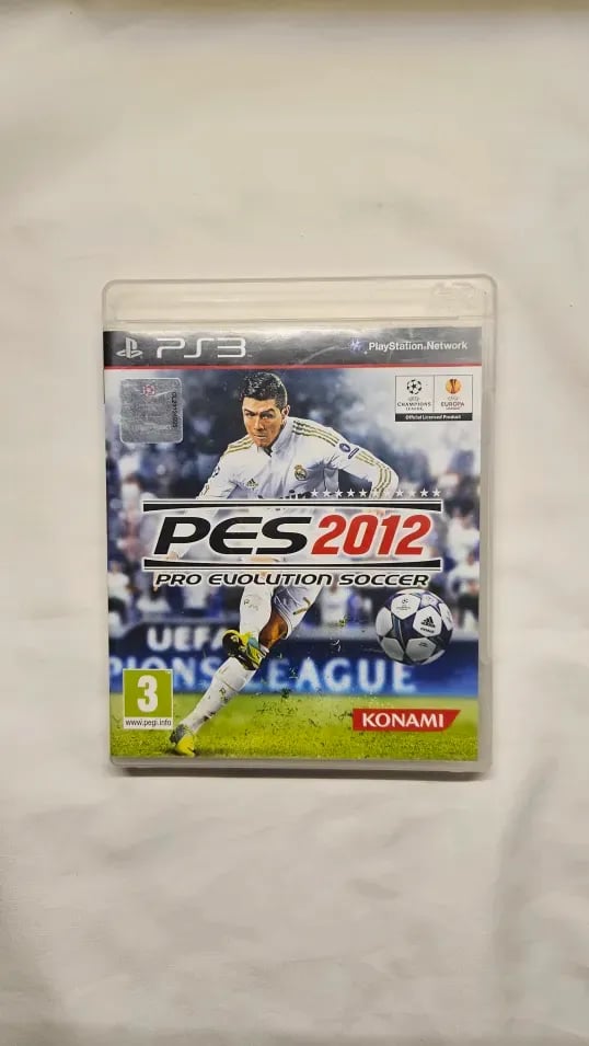 لعبة PES 2012