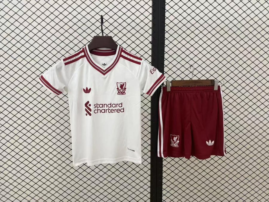 طقم ليفربول 2027 اطفال
