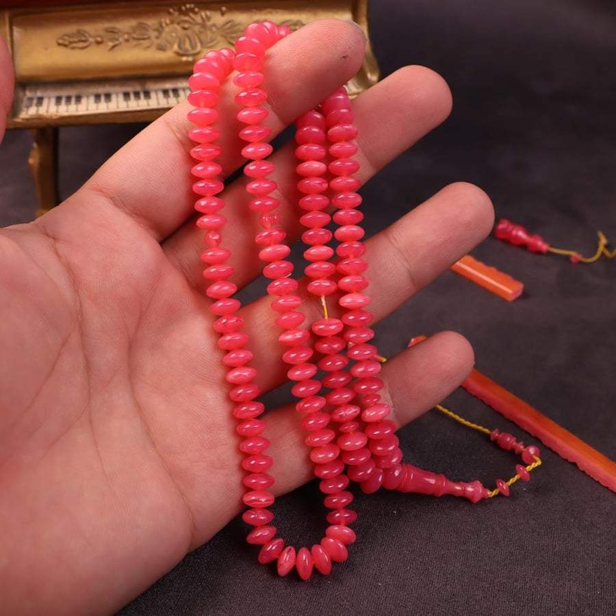 سبحة مساطر أمريكية أصفر تفاصيل الخرز