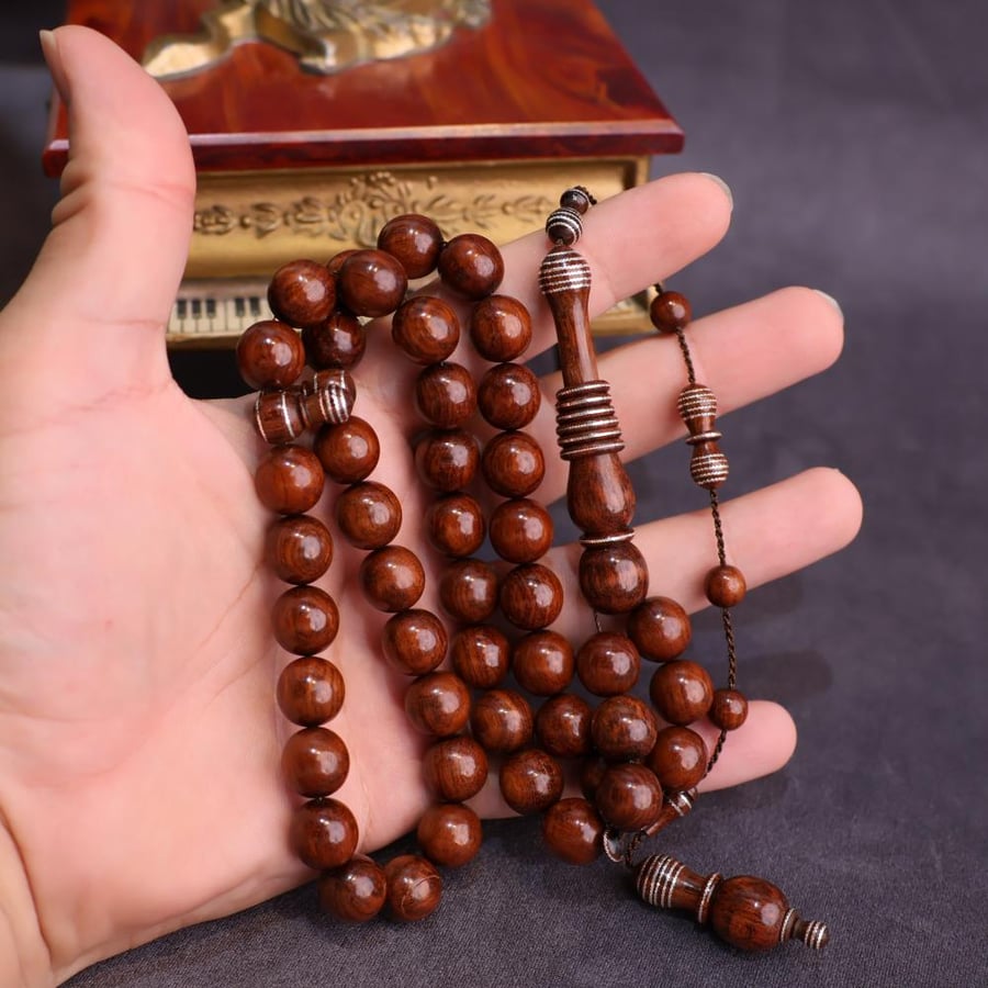 سبحة فاخرة من خشب الثعبان صورة 5