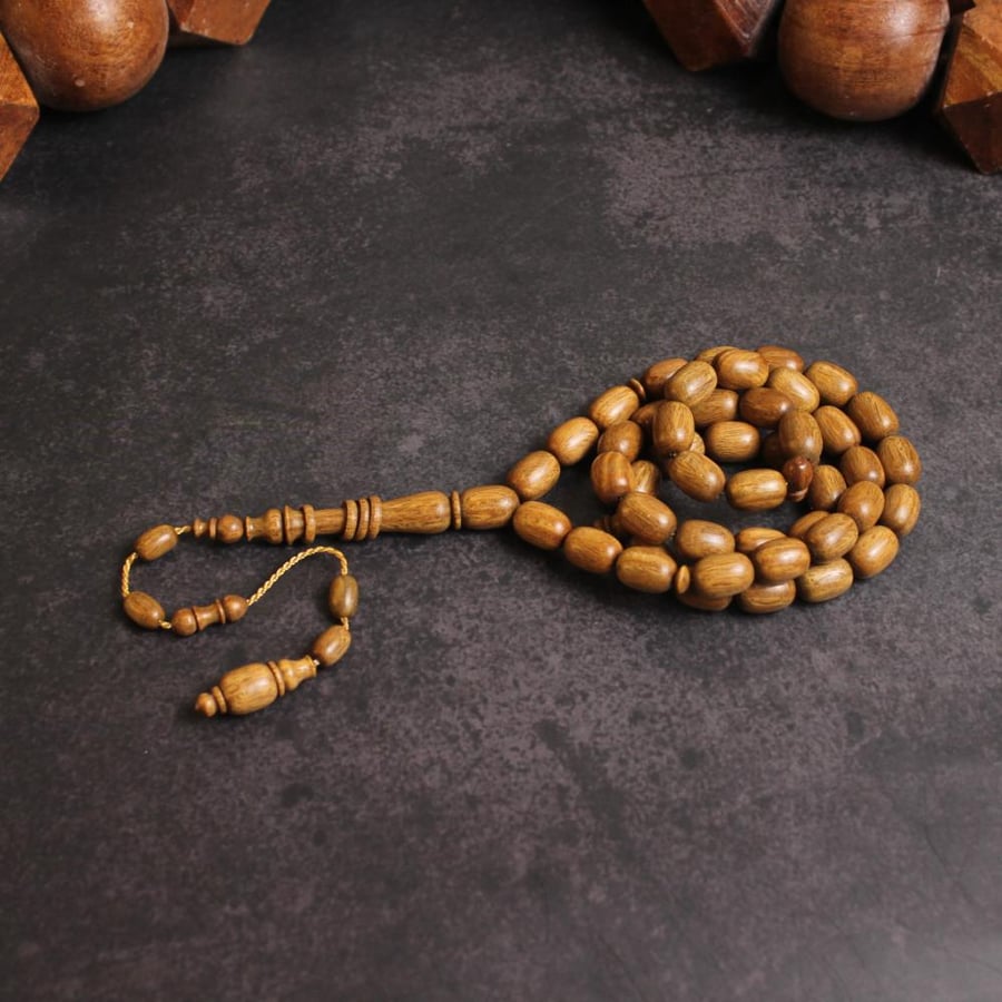 سبحة البلاسينك العطرية أخضر من وريس