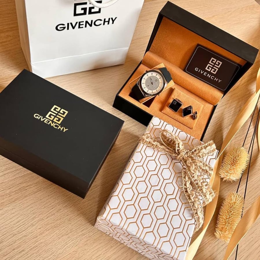 جفنشي Givenchy