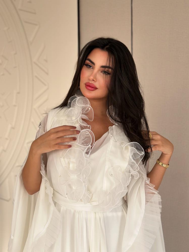 روب يارا شيفون ابيض