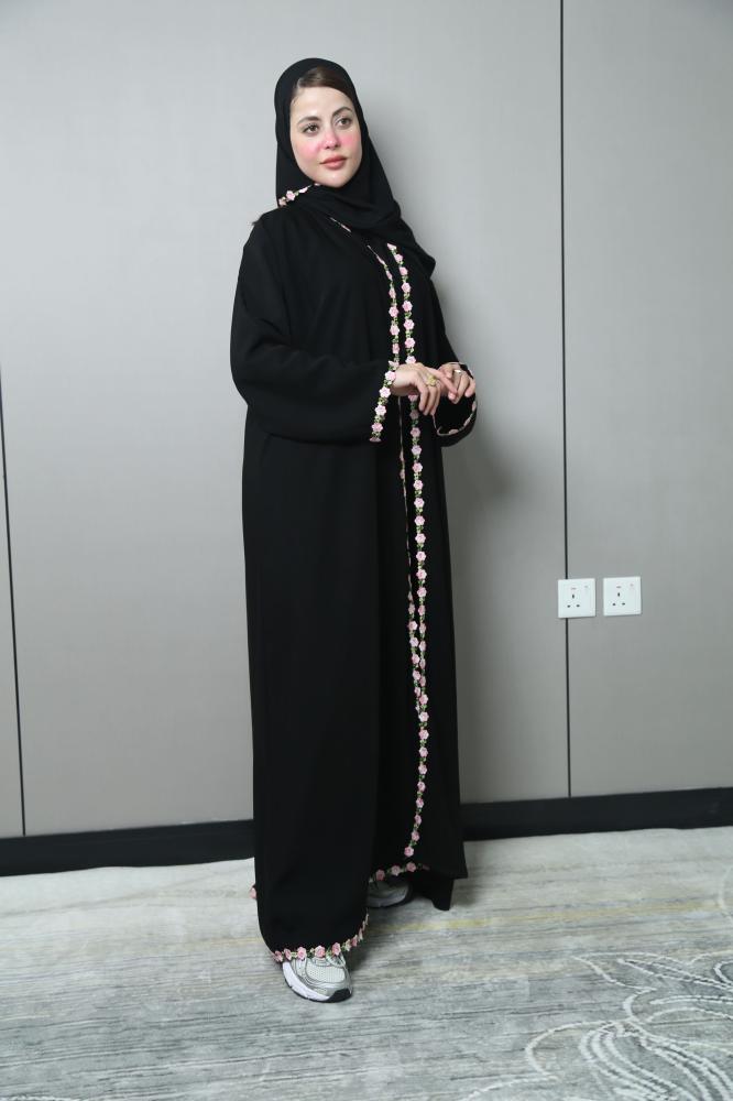 عباية سوداء فخمة