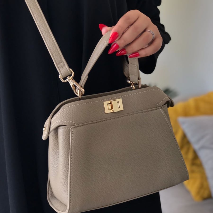 شنطة فندي