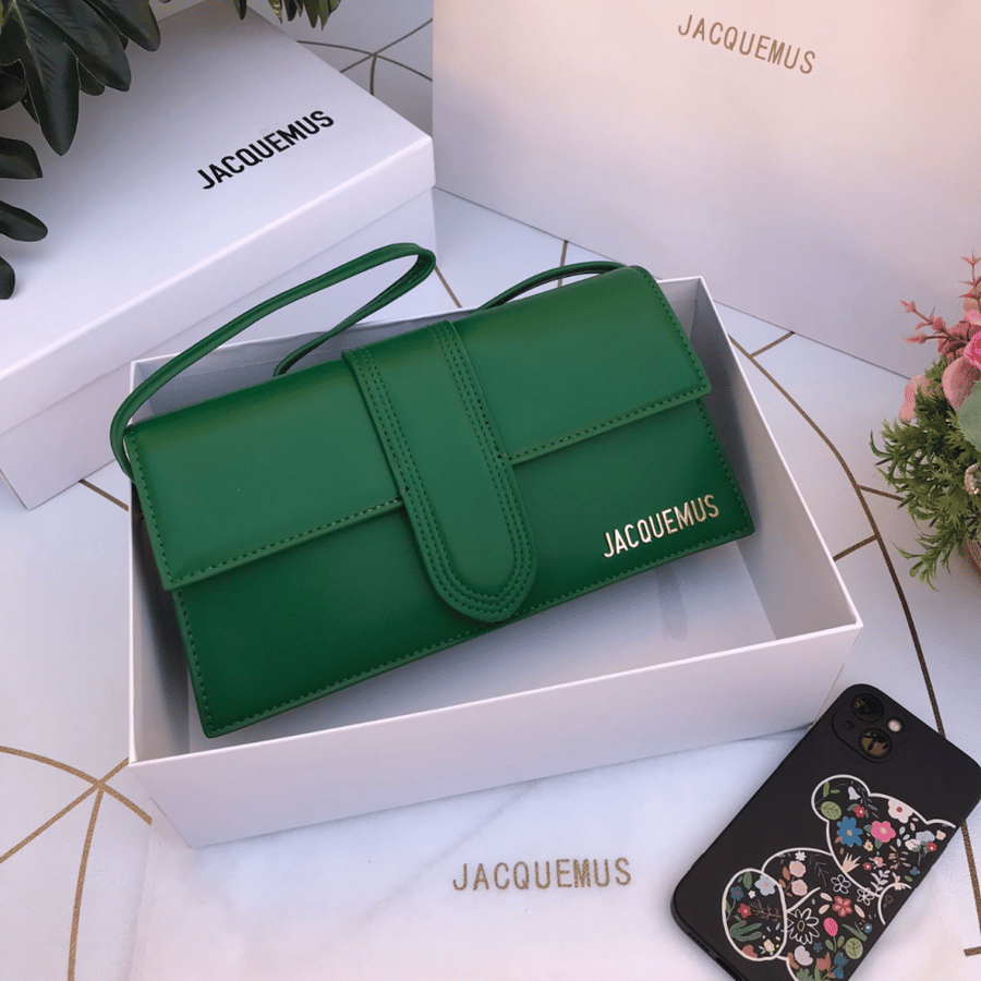 شنطة JACQUEMUS