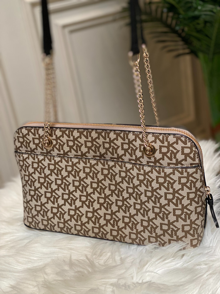 DKNY 36
