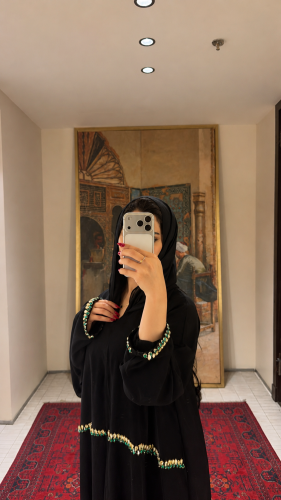 عباية كريستال تركيب يدوي لونين