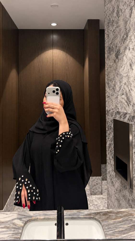 عباية كريستال منثور يدوي لونين
