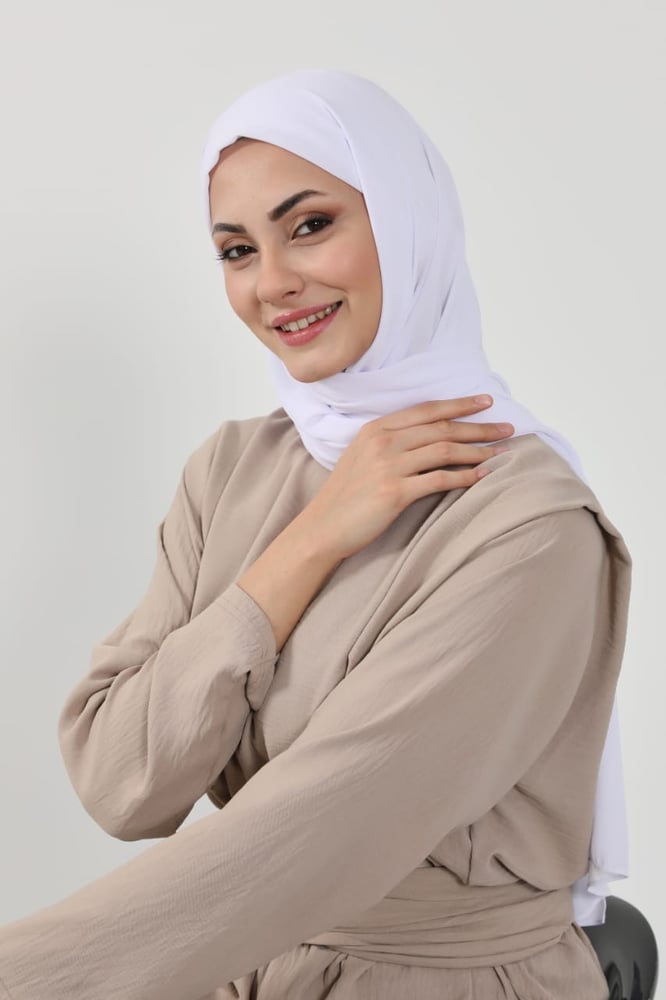 حجاب ابيض