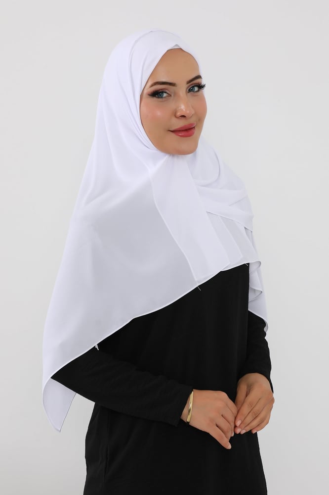 حجاب شيفون جانبي ابيض