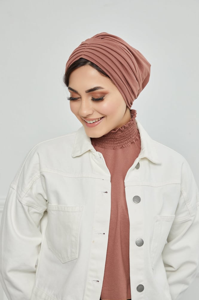 تغطية الصدر- بني