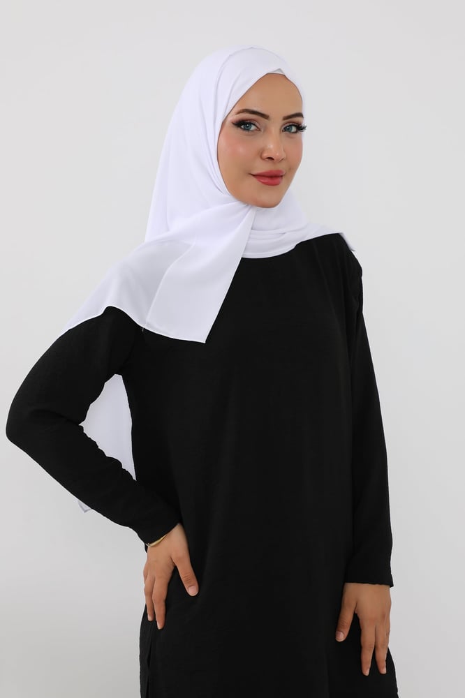 حجاب شيفون جانبي ابيض