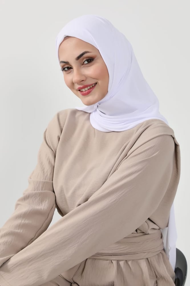 حجاب شيفون جانبي ابيض
