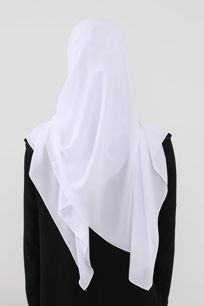 حجاب شيفون جانبي ابيض