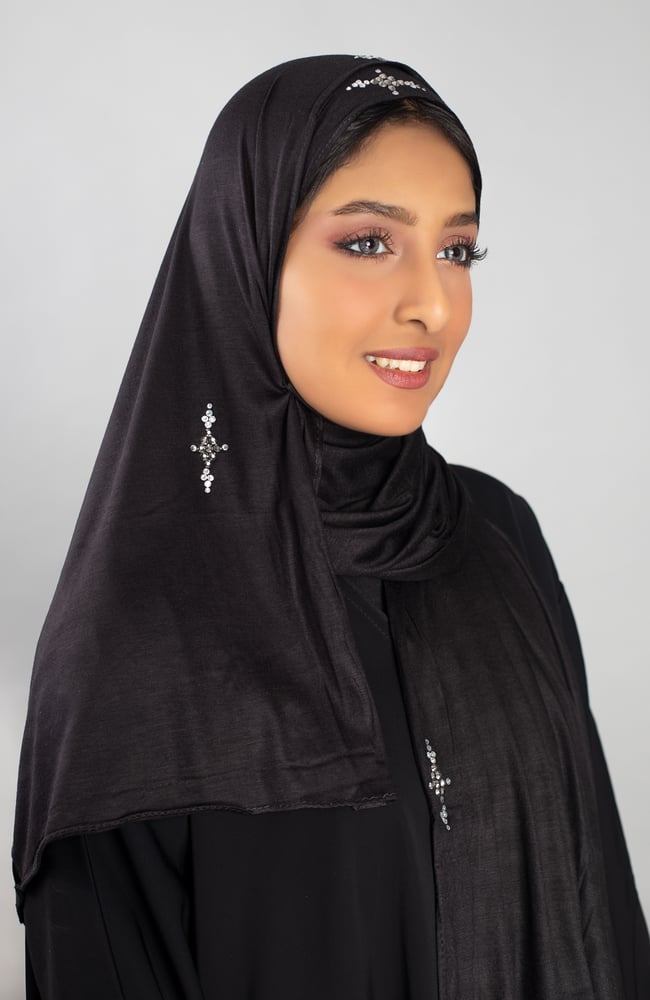 طرحه-سوداء-كريستال-سوارفسكي