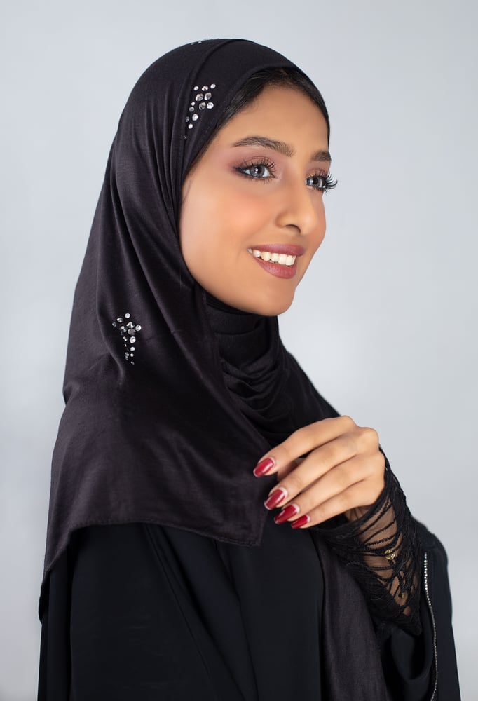 طرحه-أسود-كريستال-سوارفسكي
