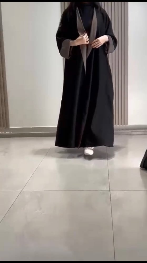 عباية دبل فيس بوجه اسود وبني فاتح