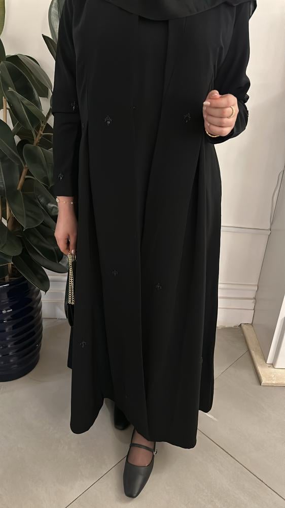 عباية نجلاء