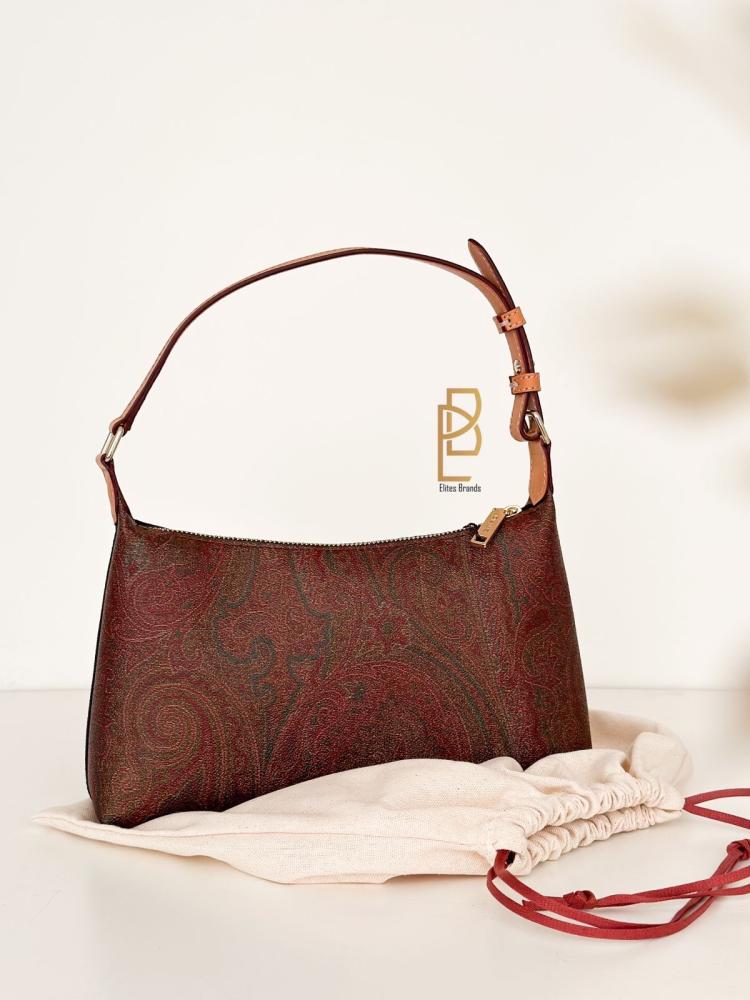 شنطة Etro