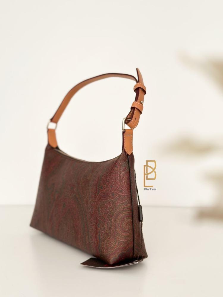 شنطة Etro