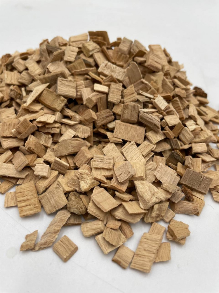نشارة خشب قطع  wood chips متوسط   6-10 مل
