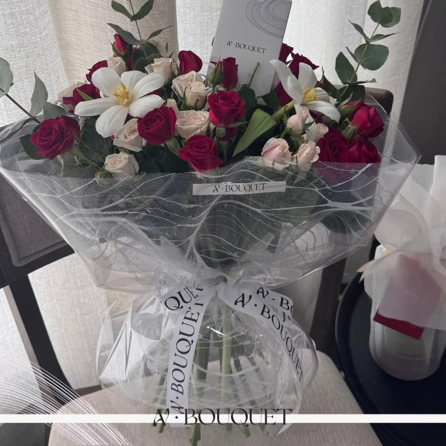 41 ـ بيبي احمر وابيض